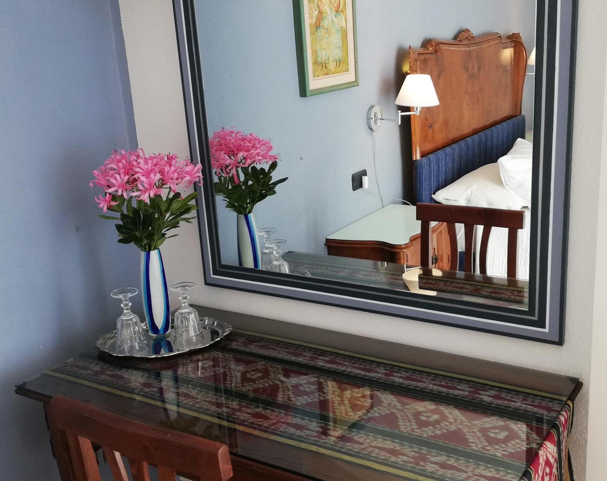 فاريسّي La Collina Since 2008 No Smoking B&B المظهر الخارجي الصورة