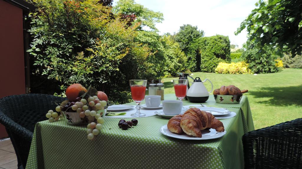 فاريسّي La Collina Since 2008 No Smoking B&B المظهر الخارجي الصورة
