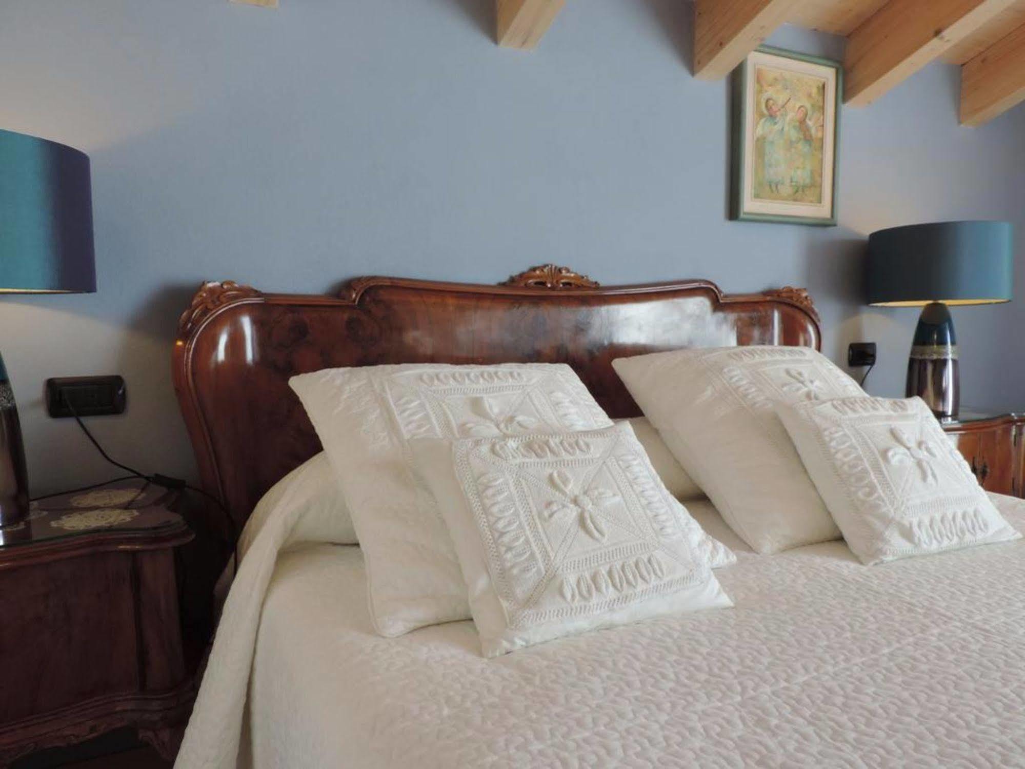 فاريسّي La Collina Since 2008 No Smoking B&B المظهر الخارجي الصورة