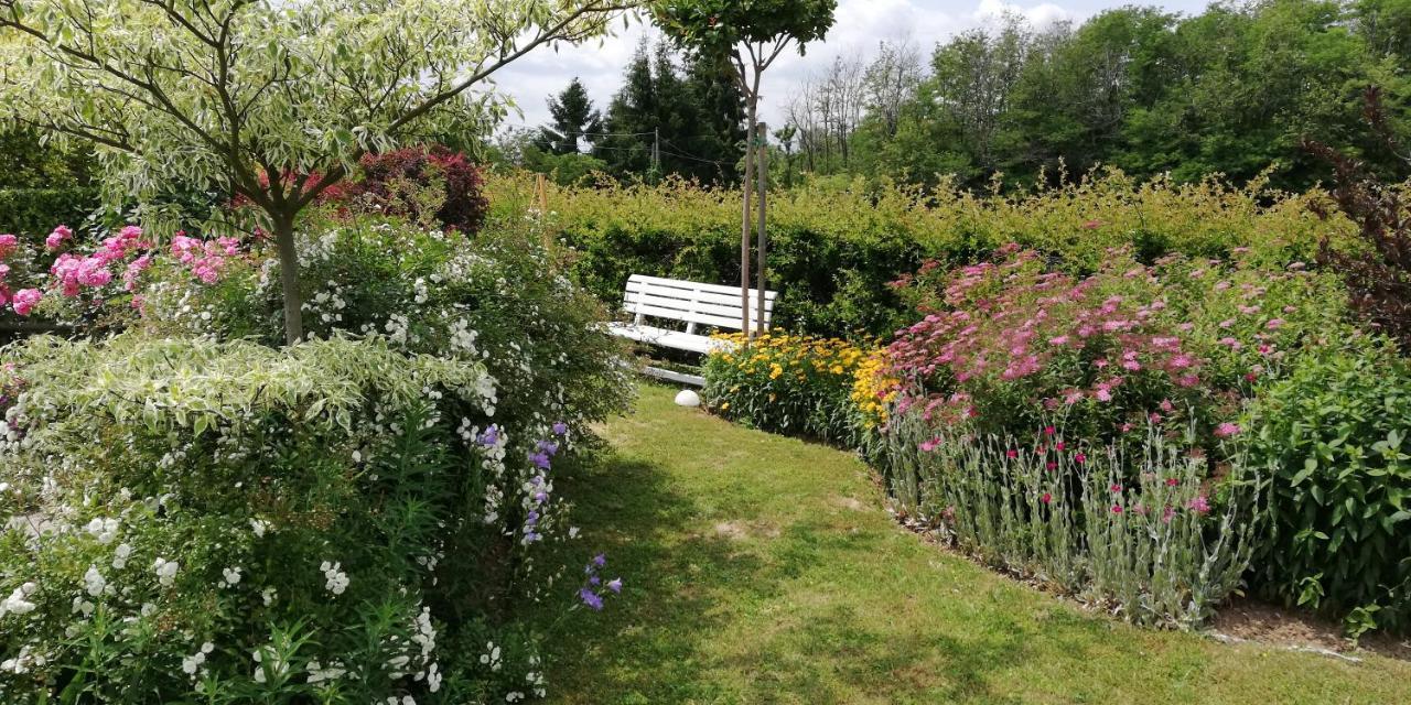 فاريسّي La Collina Since 2008 No Smoking B&B المظهر الخارجي الصورة